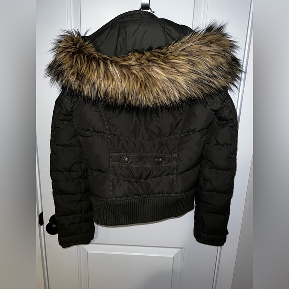 Hollister Faux Fur Lined Jacket - Picture 5 of 6